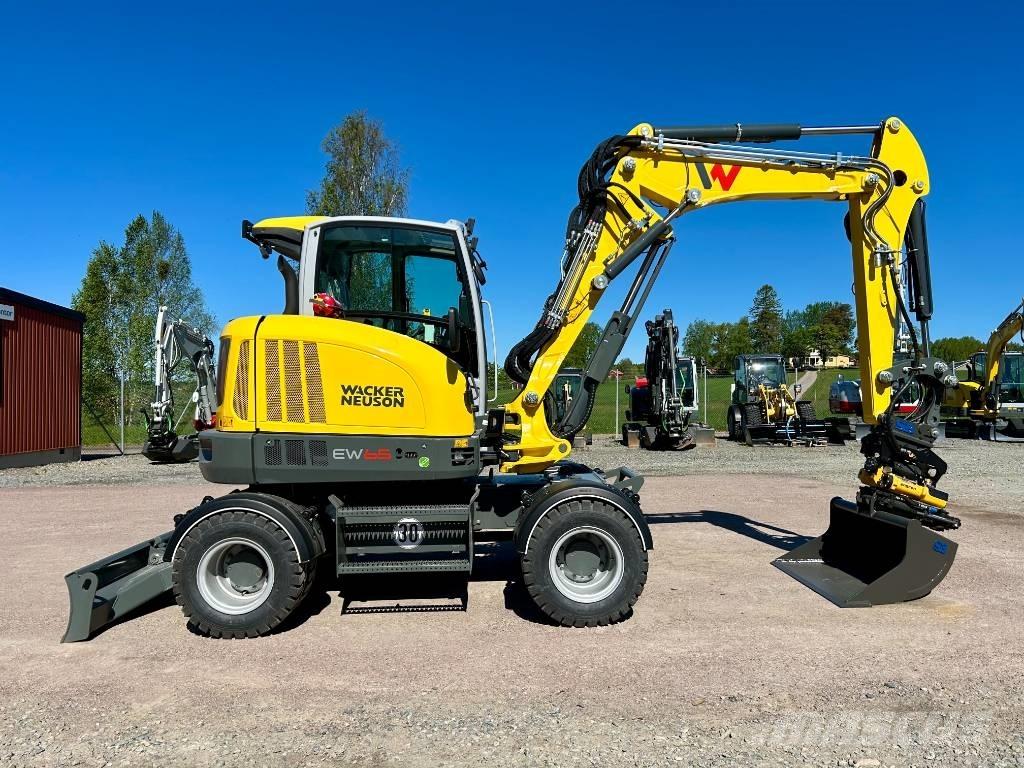 Wacker Neuson EW65 Ratasekskavaatorid