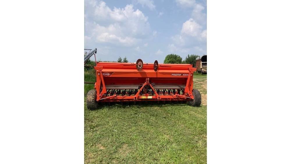 Kuhn 4000 Külvikud