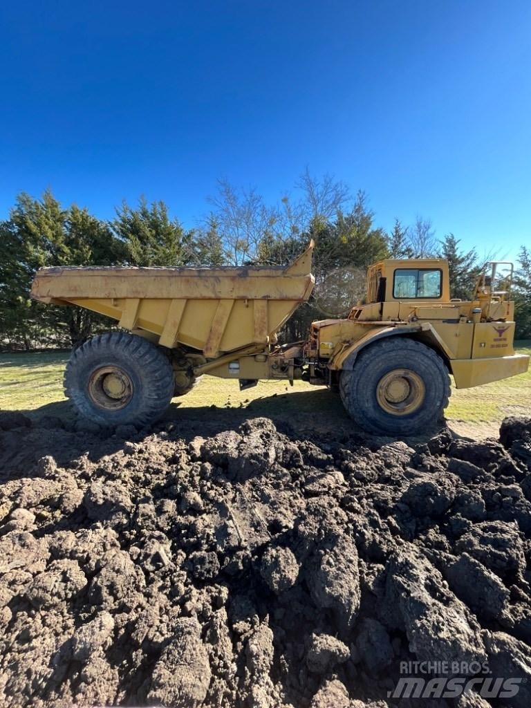 CAT D 30 D Liigendraamiga pinnaseveokid