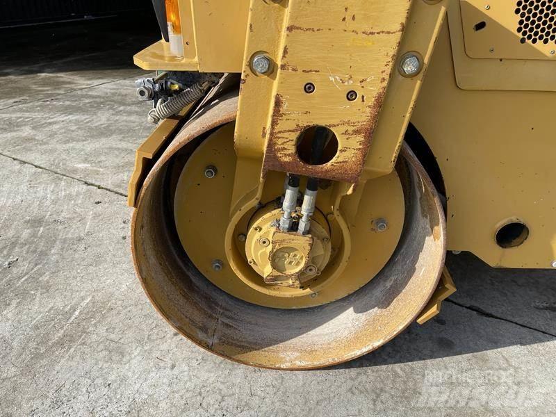 CAT CB 24 Tandemrullid