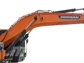 Doosan DX 210 W Ratasekskavaatorid
