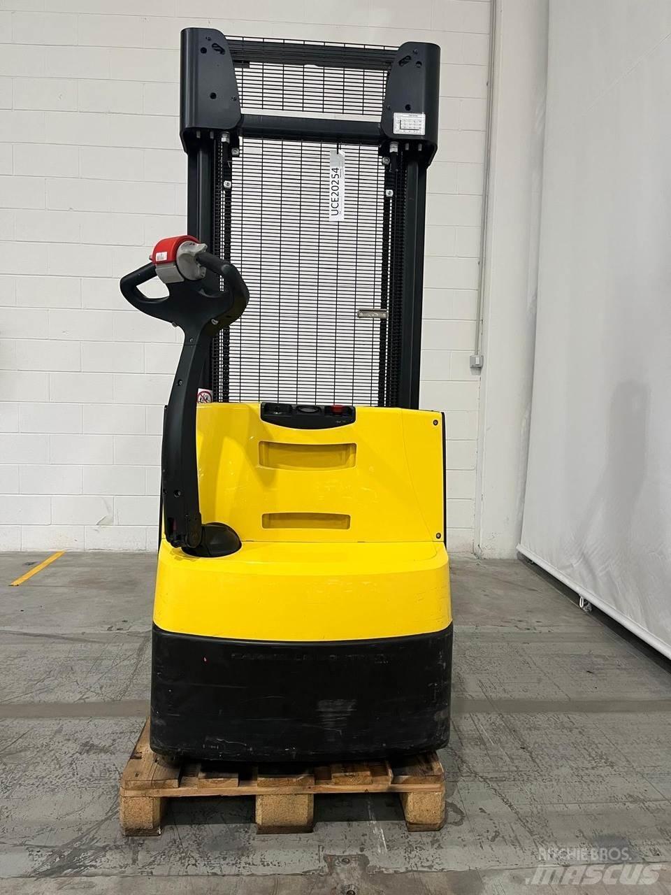 Hyster S1.2 Järelkäidavad virnastajad