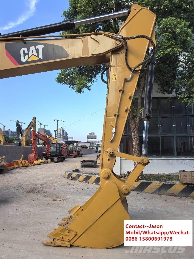 CAT 320D2 Roomikekskavaatorid