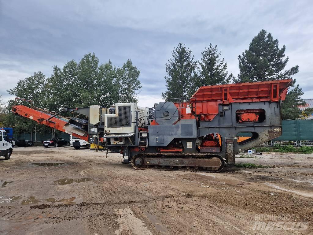 Sandvik QJ 341 Iseliikuvad purustid