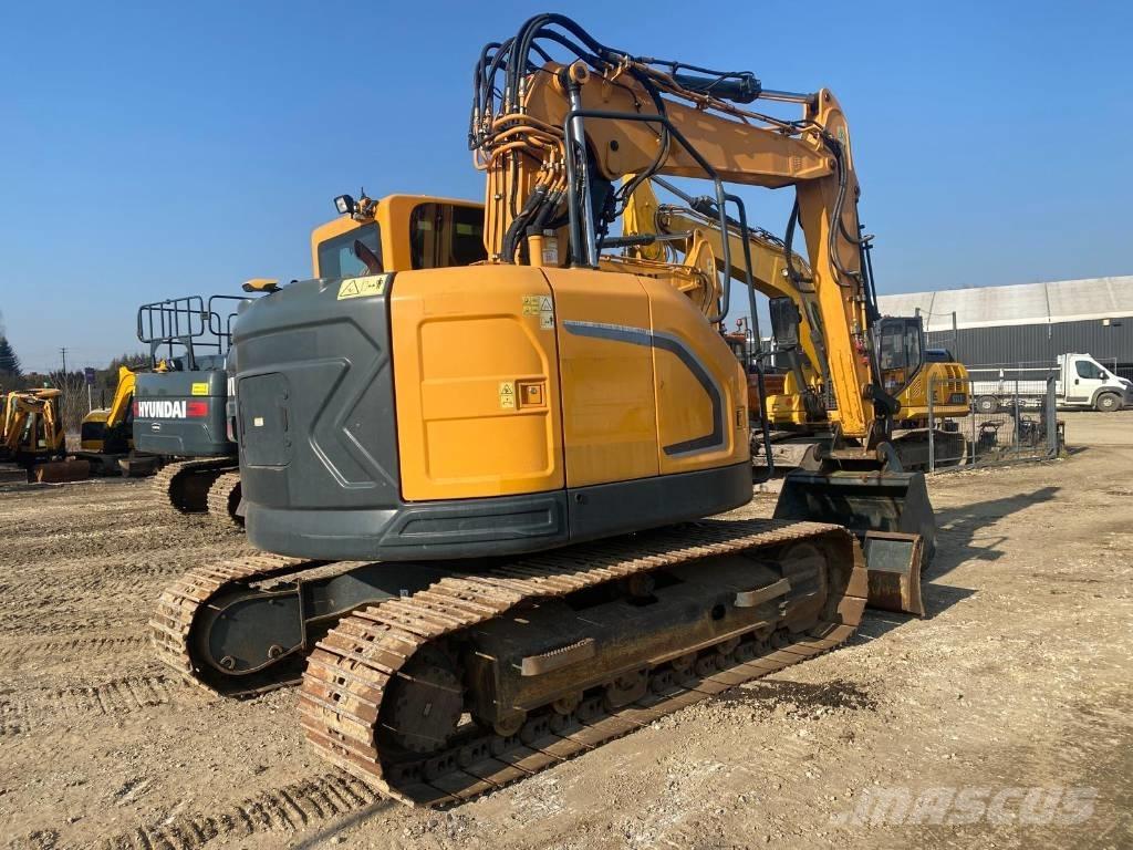 Hyundai HX 130 LCR Roomikekskavaatorid