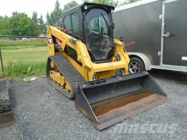 CAT 239 D Kompaktlaadurid