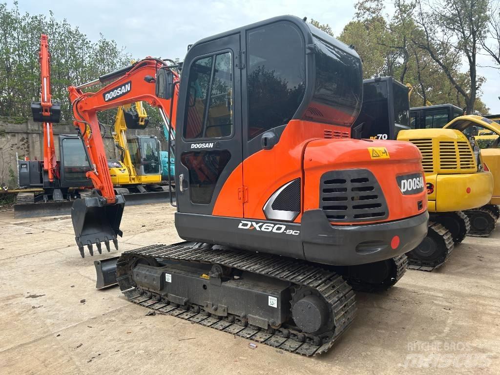 Doosan DX 60-9 C Roomikekskavaatorid