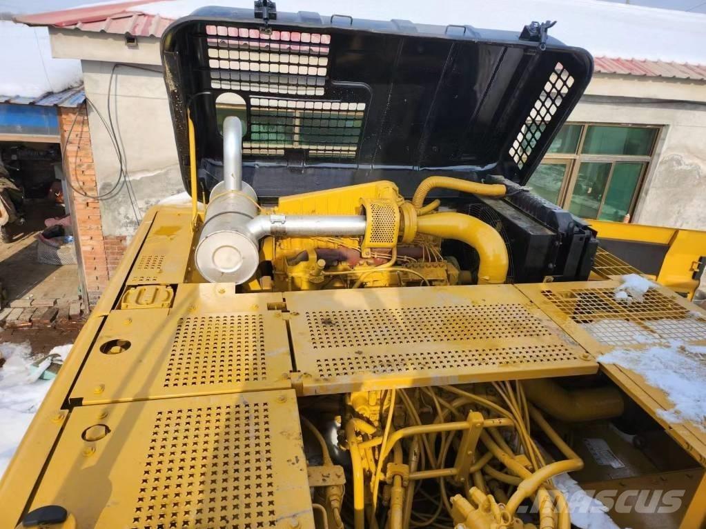 CAT 330B Roomikekskavaatorid