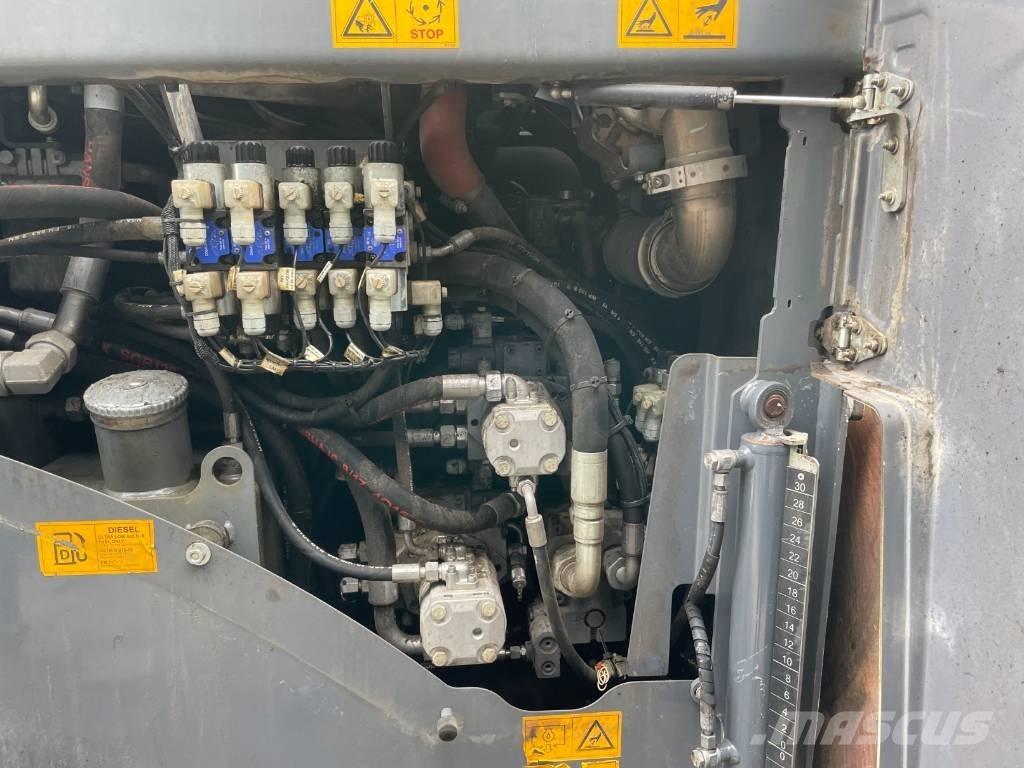 Vögele SUPER 800-3I Asfaldilaoturid