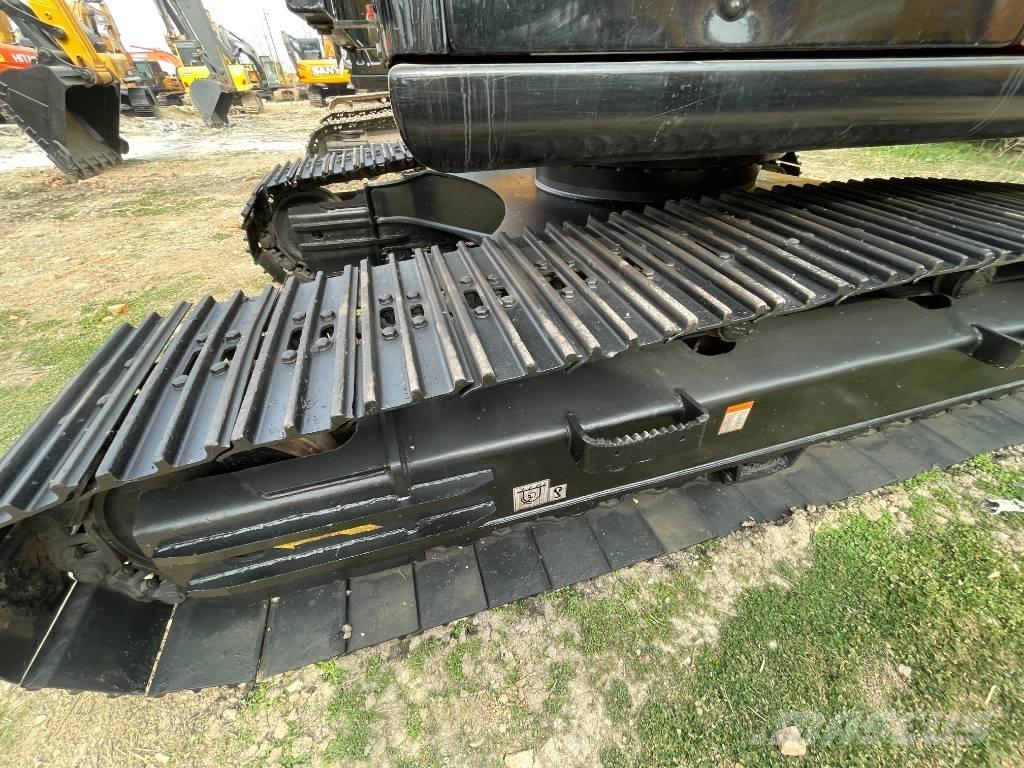 Sany SY 215 Roomikekskavaatorid