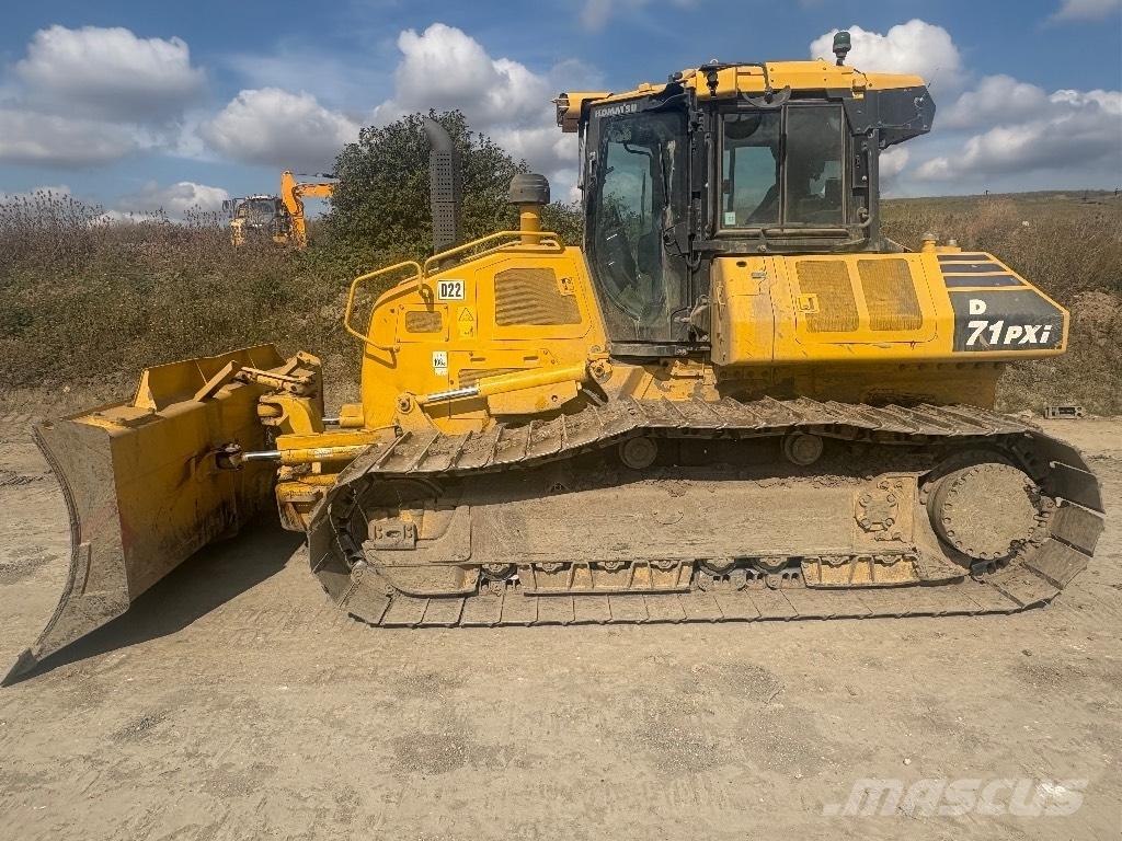 Komatsu D71PXI-24 Buldooserid