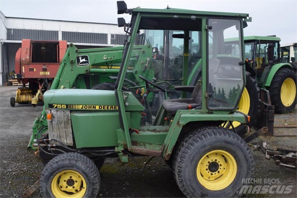 John Deere 755 Traktorid
