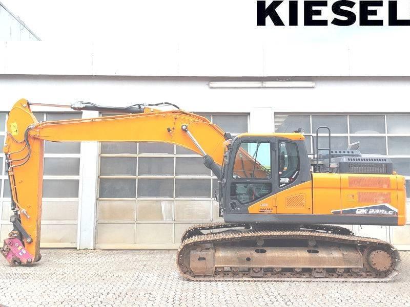 Doosan DX 235 LC-7 Roomikekskavaatorid