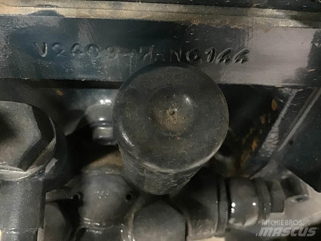 Kubota V2403 NEW Mootorid