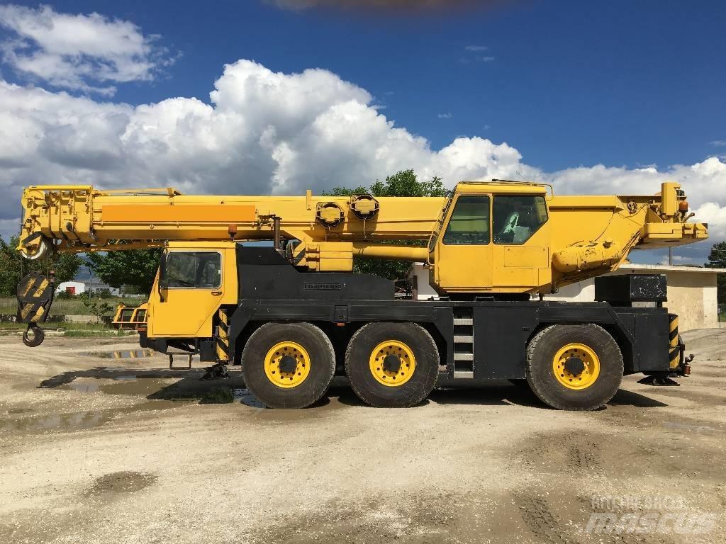 Liebherr LTM 1050 Maastikutõstukid