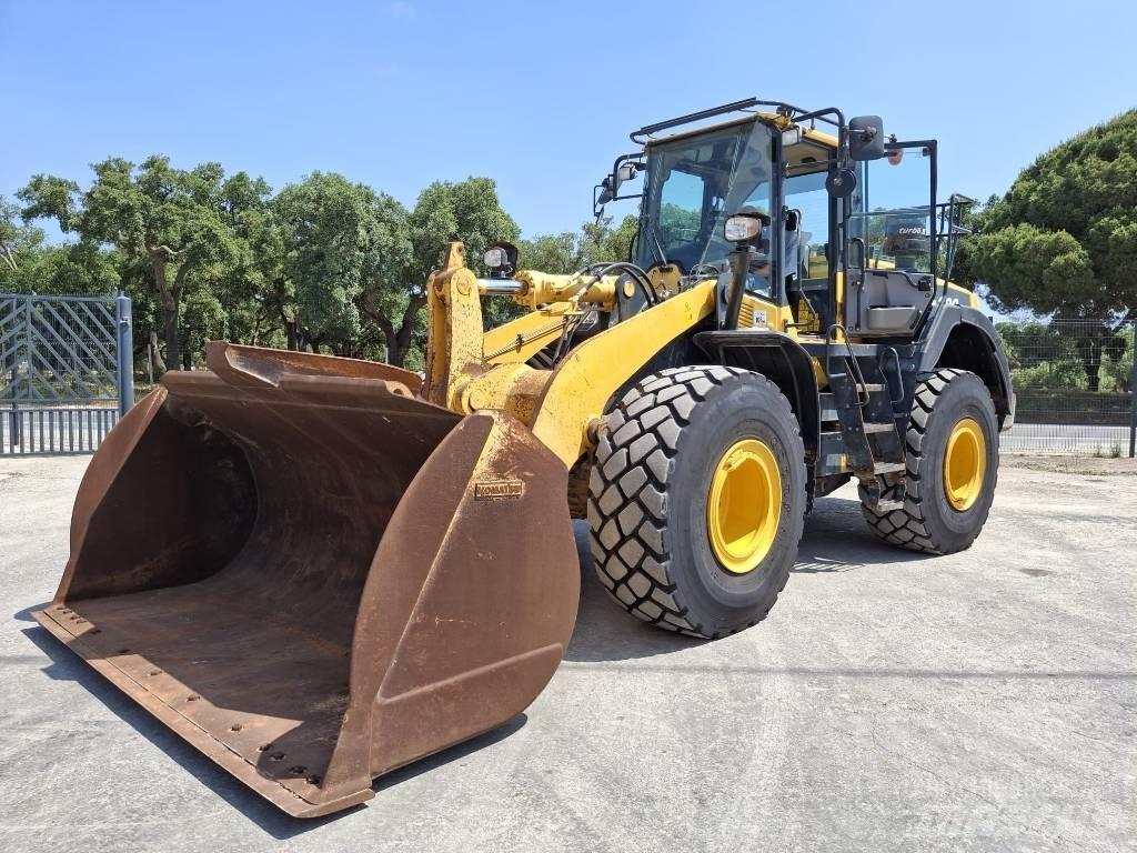 Komatsu WA 380-8 Väikelaadurid