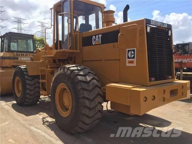 CAT 936 E Rataslaadurid