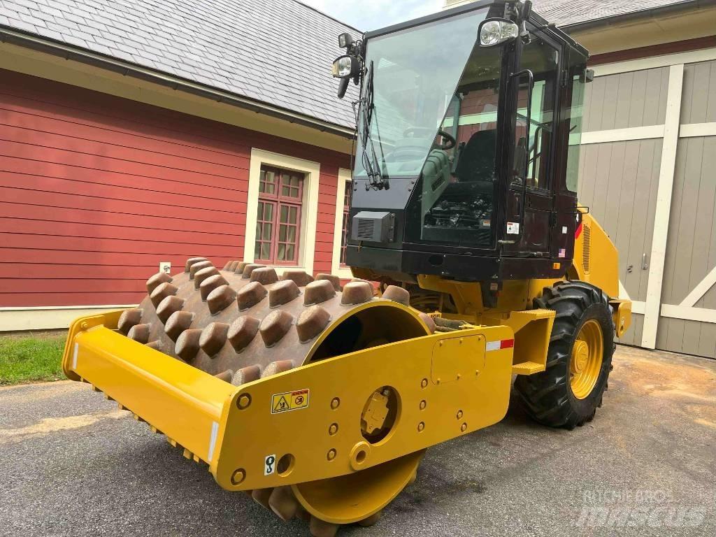 CAT CP 44 Ühe trumliga rullid