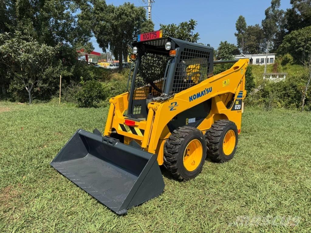 Komatsu SK 820 Kompaktlaadurid