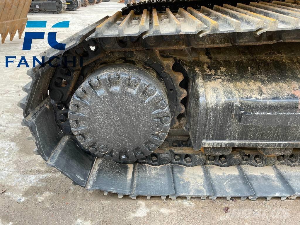 CAT 320 C Roomikekskavaatorid