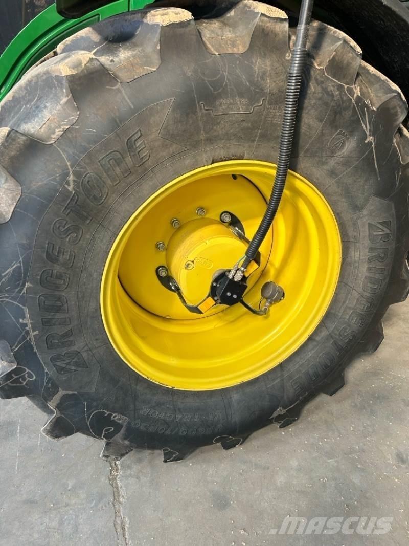 John Deere 6250R Traktorid