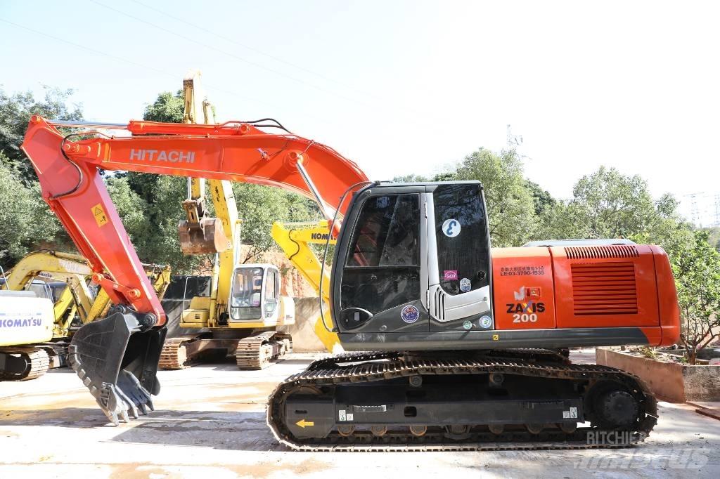 Hitachi ZX 200 LC-6 Roomikekskavaatorid