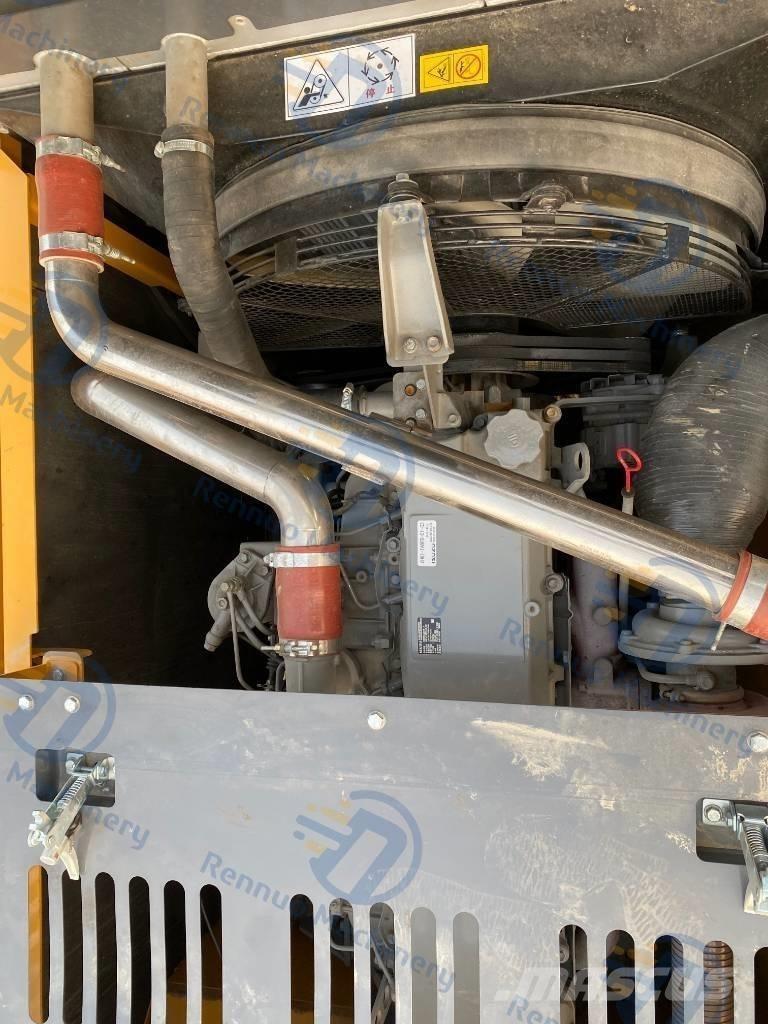 XCMG XE 370 DA Roomikekskavaatorid