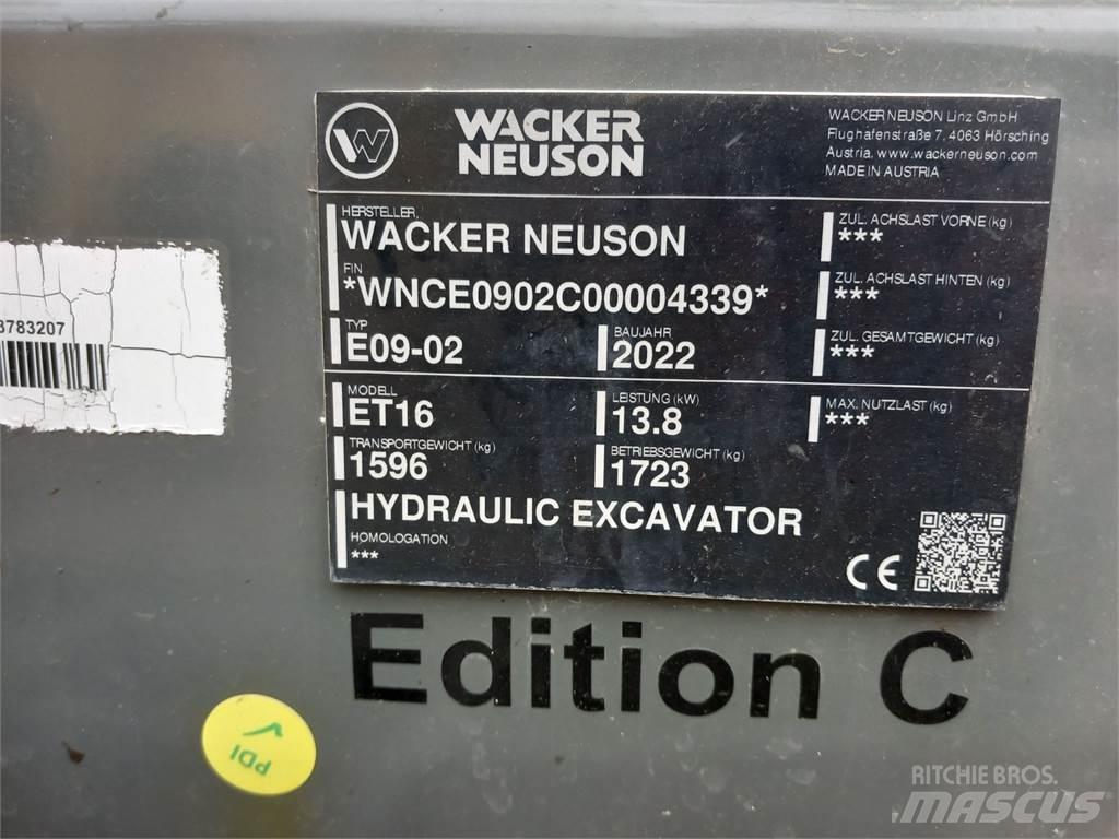 Wacker Neuson ET16 Roomikekskavaatorid