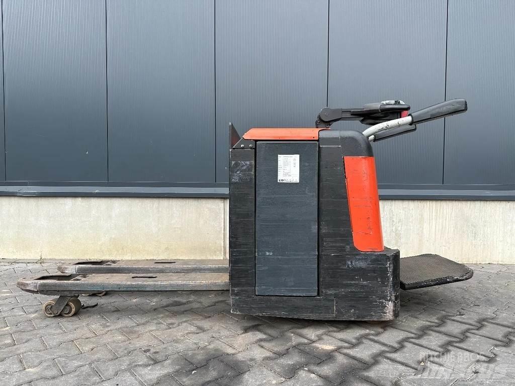 BT LPE240/M Järelkäidavad virnastajad