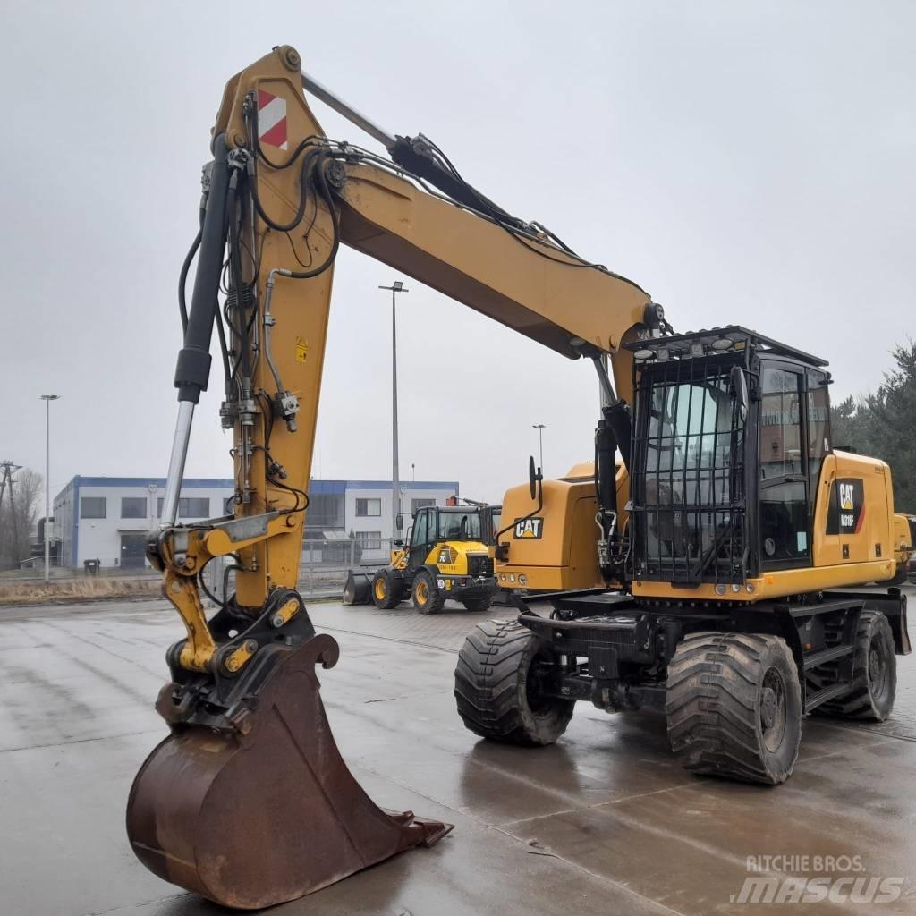 CAT M 318 F Ratasekskavaatorid