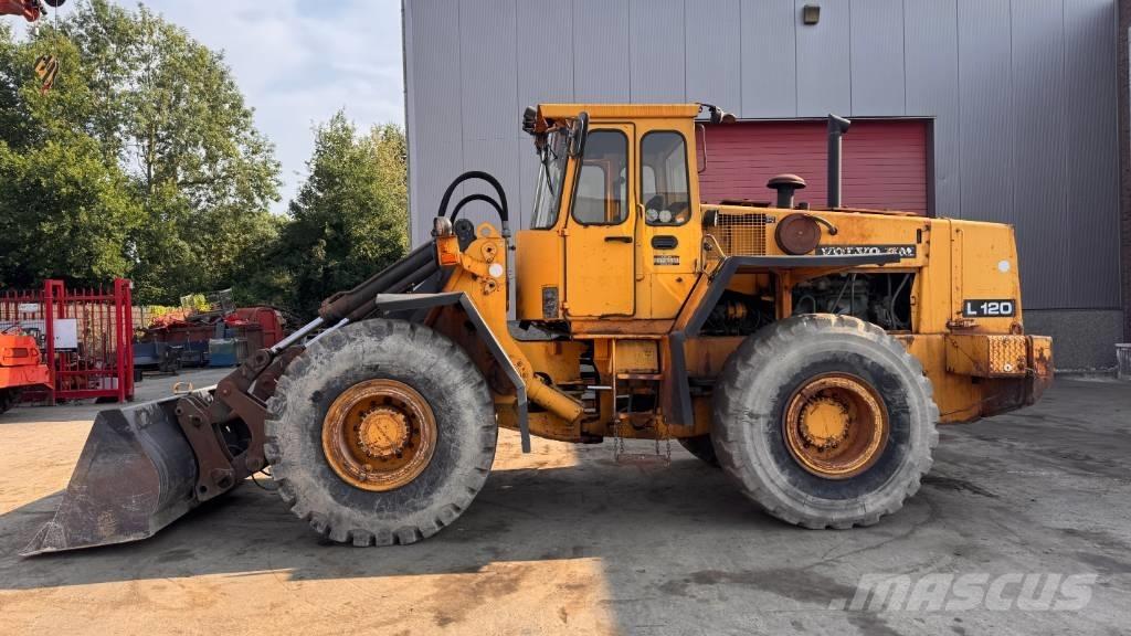 Volvo L 120 Rataslaadurid