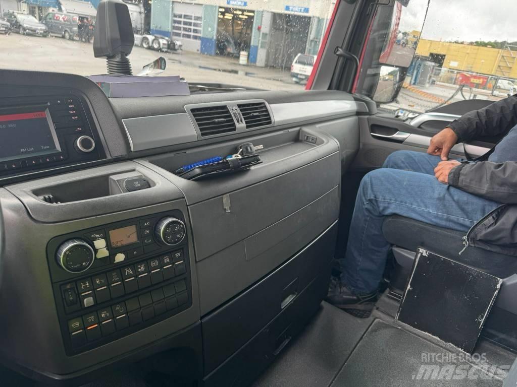 MAN TGX 26.440 Sadulveokid