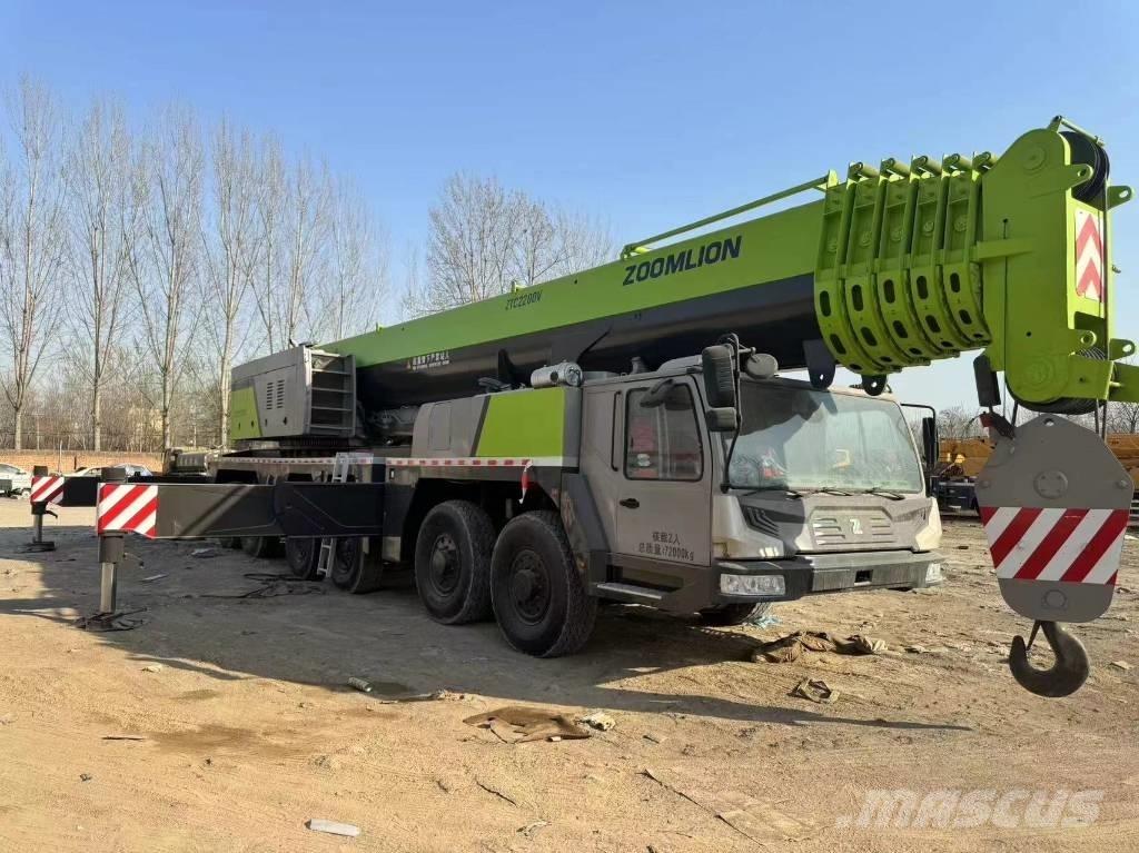 Zoomlion 220 Ton Maastikutõstukid