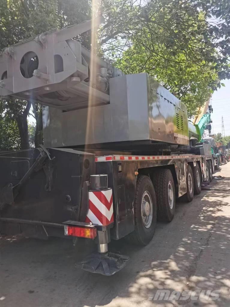 Zoomlion 220 Ton Maastikutõstukid