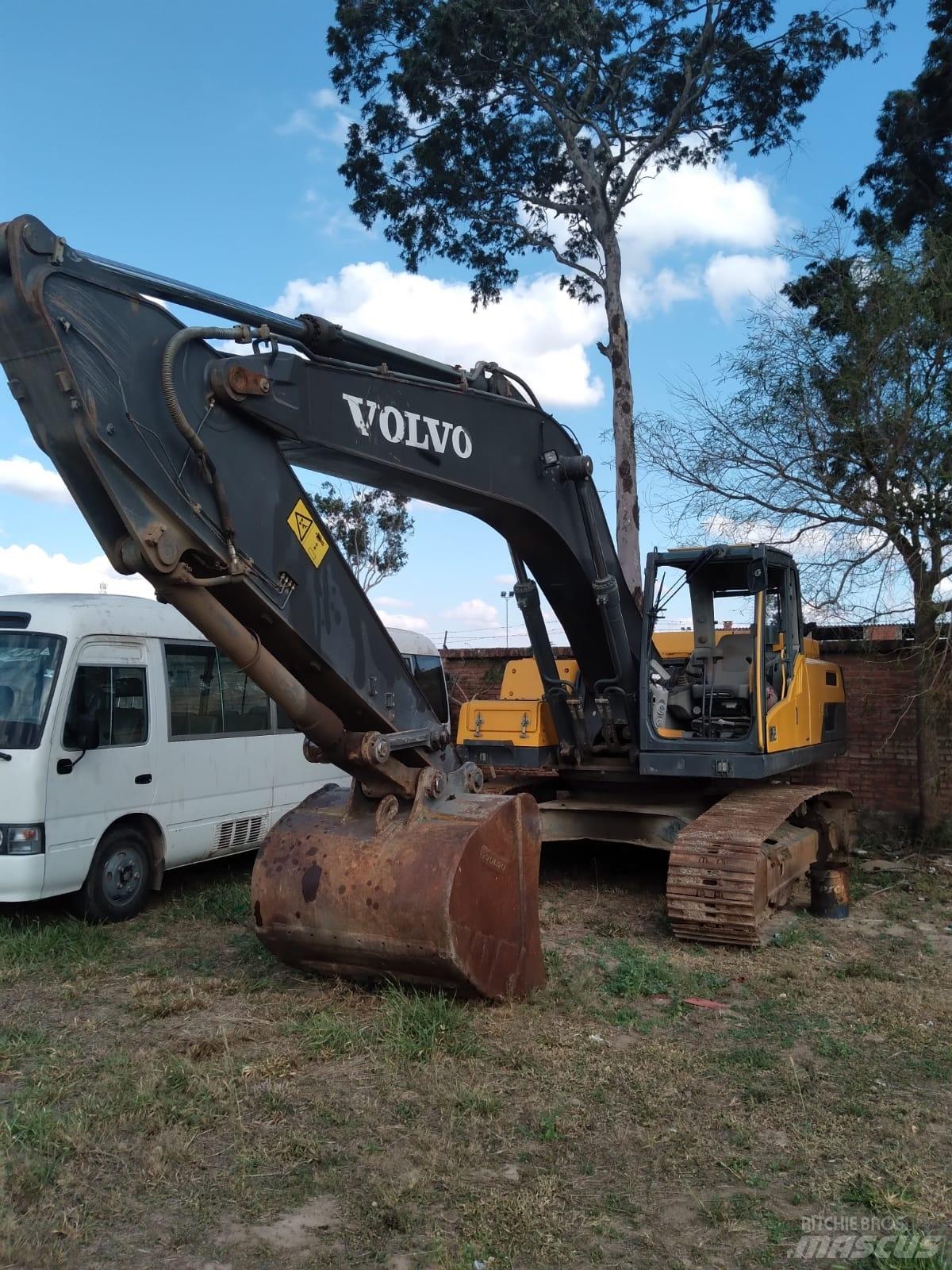 Volvo EC 250 D L Roomikekskavaatorid
