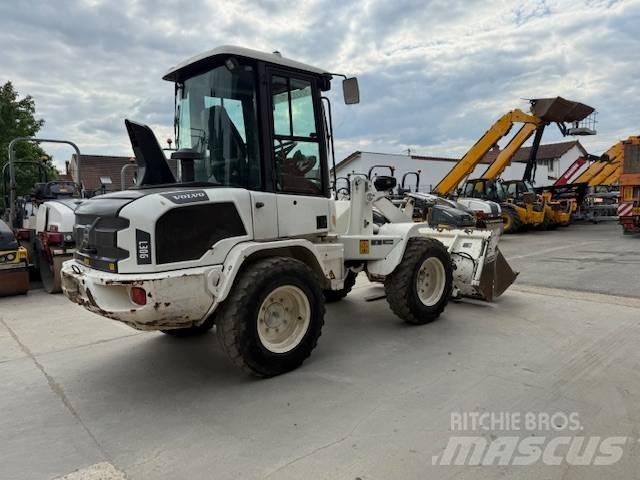 Volvo L 30 G Rataslaadurid