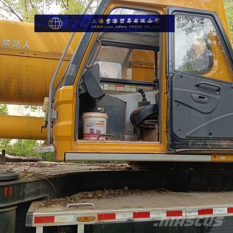 Sany STC 1000A Maastikutõstukid