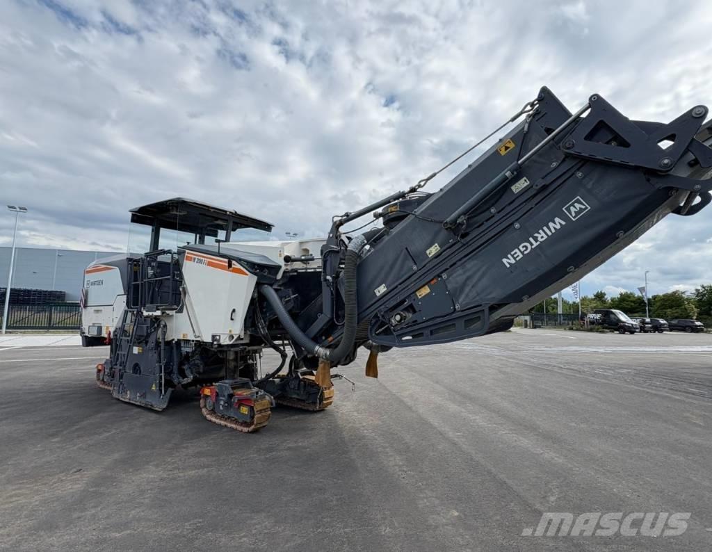 Wirtgen W 200 Fi Asfaldi külmfreesimise masinad