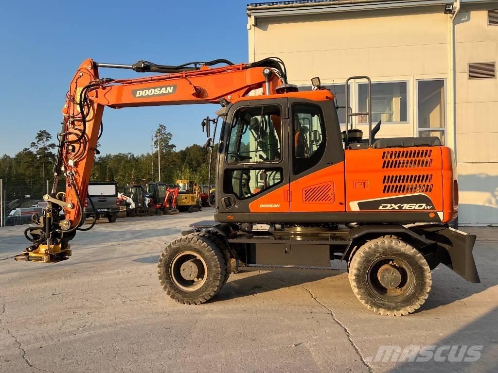 Doosan DX160W-5 Ratasekskavaatorid