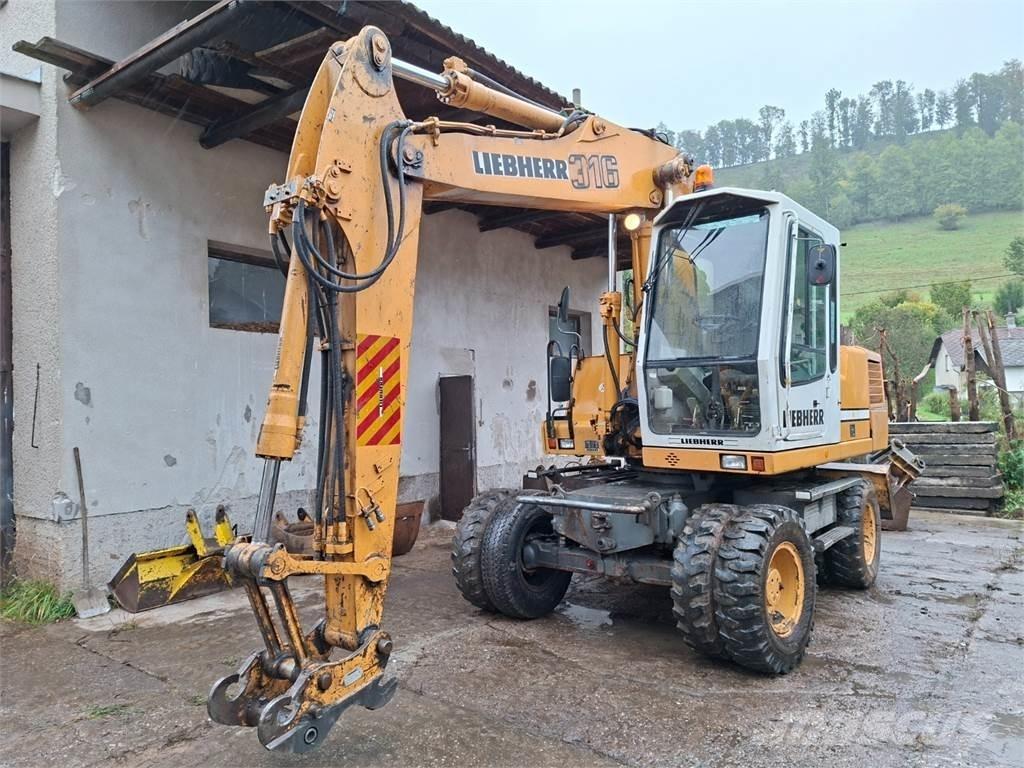 Liebherr A 316 Muu