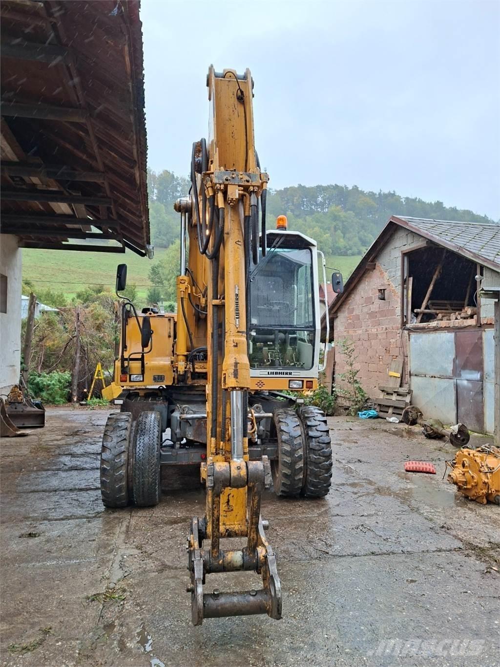 Liebherr A 316 Muu