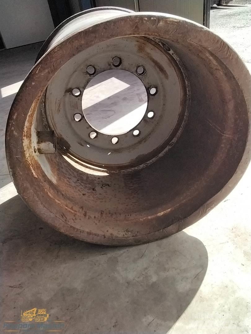 Valmet 890 24x26,5 Rehvid, rattad ja veljed