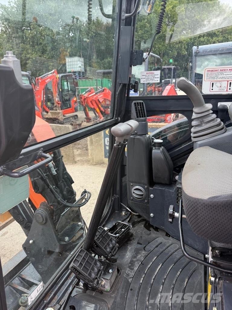 Hitachi ZX 26 U-6 CR Miniekskavaatorid < 7 t
