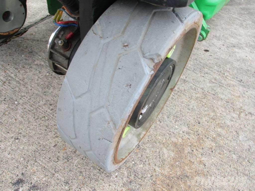 JLG 2632 ES (983) Käärtõstukid