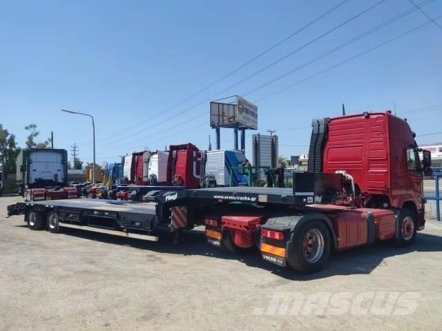 Fliegl 2 axles Raskeveo poolhaagised