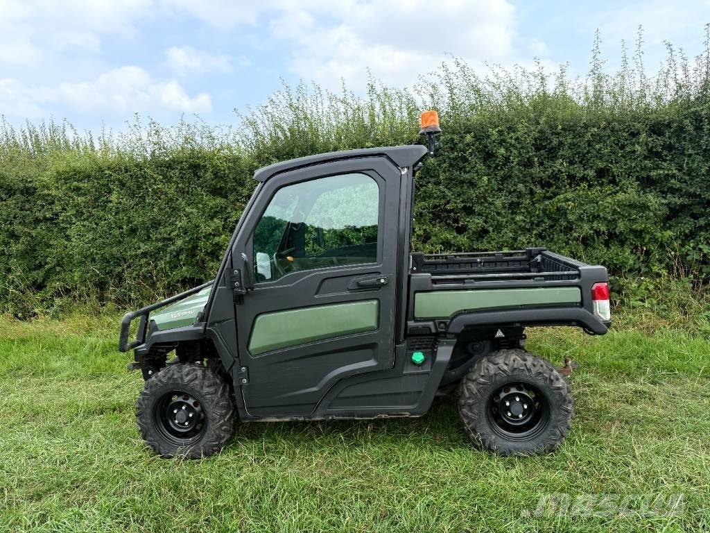 John Deere XUV 865 Kommunaalteenuste tehnika