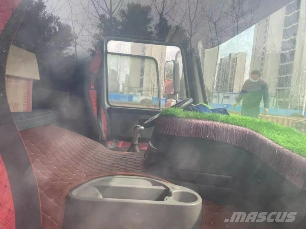 Howo 371 8x4 Kallurid