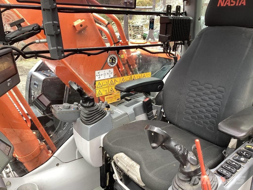 Hitachi ZX190LC-6 Roomikekskavaatorid