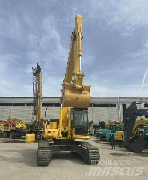 Komatsu PC 300 Roomikekskavaatorid
