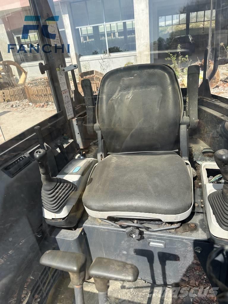 Komatsu PC 35 MR Miniekskavaatorid < 7 t